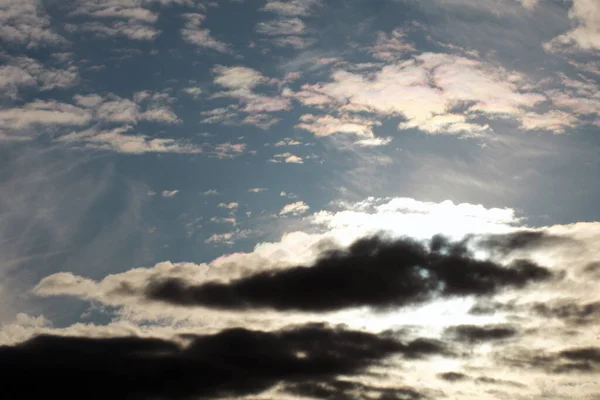 Białe Chmury Niebie — Zdjęcie stockowe