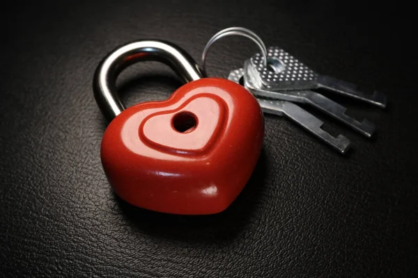 Red Heart Lock Keys Black Background — Stock Photo, Image