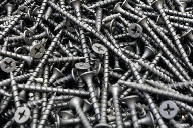 Demir çivi grubu yaklaşıyor.