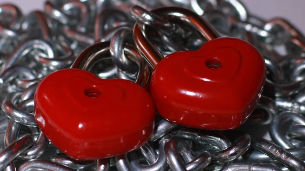 Corazón Rojo Bloquea Con Cadenas — Foto de Stock