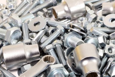 Vida ve cıvata seti kapanıyor  