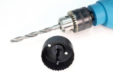 Elektrikli matkap izole edildi. İnşaat ve onarım geçmişi.