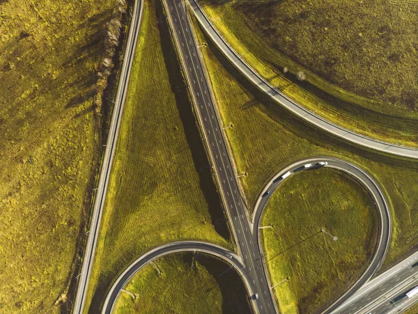 Drone vista da estrada lateral vazio país — Fotografia de Stock