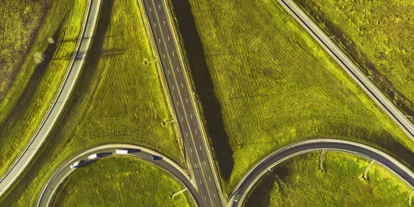 Drone vista da estrada lateral vazio país — Fotografia de Stock