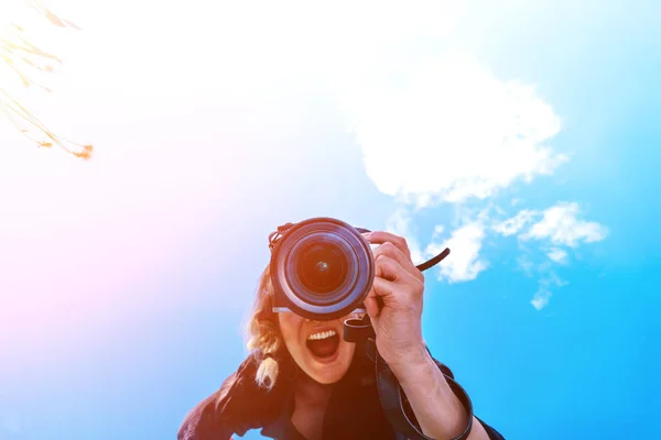 Portrait of a photographer with the camera — Stock Photo, Image