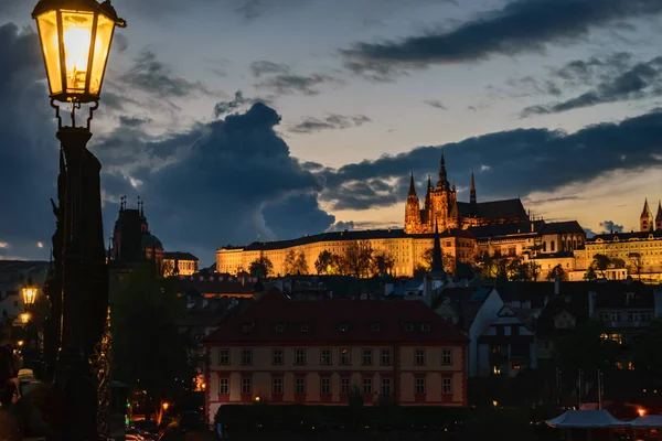 Prager Burg Nach Dem Sonnenuntergang — Stockfoto