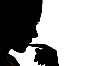 Kadın silueti beyaz