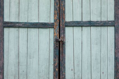Eski yeşil turkuaz renkli ahşap kapı