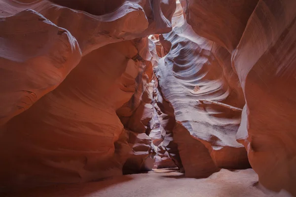 Dentro Cânion Caça Níqueis Upper Antelope Canyon Com Paredes Dramáticas — Fotografia de Stock