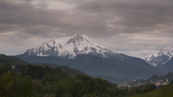 Lasso Tempo Montagna Watzmann Durante Alba Primavera Nuvole Pesanti Che — Video Stock