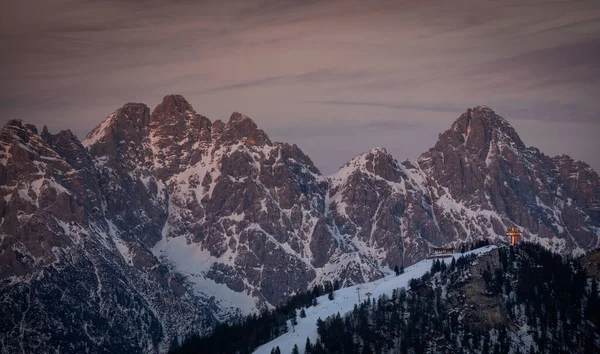 Montañas Cordillera Wilder Kaiser Fieberbrunn Durante Atardecer Invierno Con Nieve —  Fotos de Stock