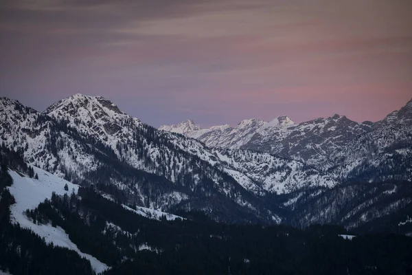 Bergkette Wilder Kaiser Fieberbrunn Bei Sonnenuntergang Winter Mit Schnee Wald — Stockfoto