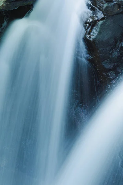 Vattenfall i Vallee des Couleurs. Nationalparken Cascades. Mauritius Island — Stockfoto