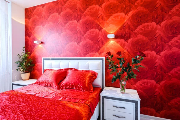Luxurious bedroom in red and white