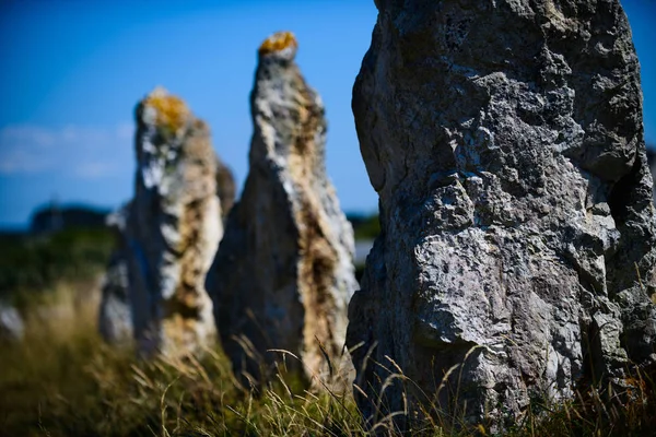 La alineación de Lagatjar es una alineación interesante de menhir — Foto de Stock