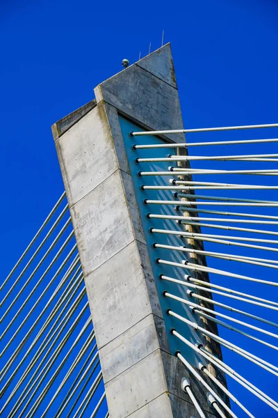 Quelques détails du magnifique pont Terenez vers les Penins de Crozon — Photo