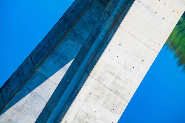 Alcuni dettagli dello splendido ponte di Terenez per il Penin Crozon — Foto Stock