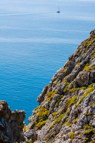 Hihetetlen látvány a Crozon-félszigeten. Pen Hir Point-ban. Fini — Stock Fotó