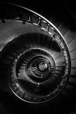 Eckmuhl deniz fenerinin tepesine çıkan sarmal merdivenler...