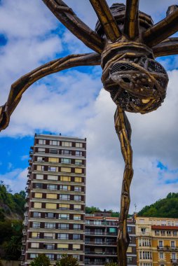 Güzel Bilbao şehrinin sokaklarında. Bask ülkesi. Kuzey İspanya