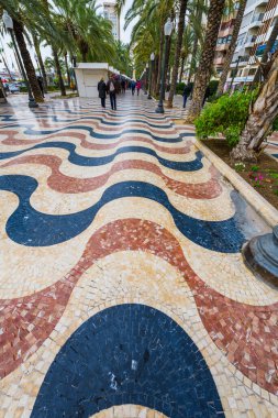Alicante 'deki Esplanada Bulvarı. Alicante bölgesi. İspanya