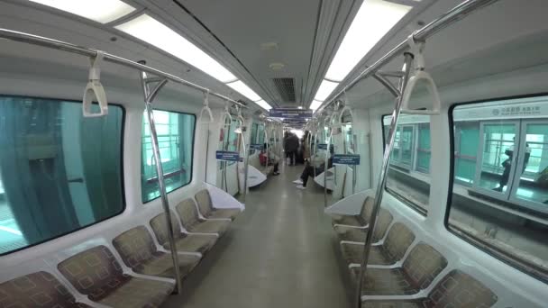 Sebuah Kereta Tanpa Awak Gimhae Busan Sebuah Kereta Tanpa Awak — Stok Video
