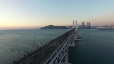 Havadan görünümü güneşin doğuşunu Gwangan yeni yıl, Busan/havadan görünümü Gwangan köprü zaman yeni yükselişi güneş zaman Köprüsü'nün yıl, Busan, Güney Kore, Asya