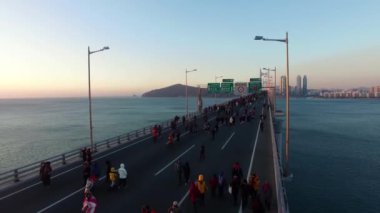 Havadan görünümü Sun Rise Gwangan Köprüsü ne zaman yeni yılın, Busan/havadan görünümü Sun Rise, Gwangan Köprüsü, Busan, Güney Kore, Asya zaman 01-01-2018 