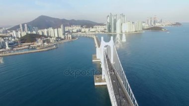 Gwangandaegyo olduğunu Korece adı, Gwangan Grand Köprüsü / Gwangandaegyo zaman Jan-15-2018. Gwangandaegyo Korece adı, Gwangan Grand köprüdür. Gwangandaegyo kara panter film çekim yeri biridir.