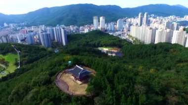 Yaz Dongrae kale, geleneksel bir yapı / yaz Dongrae kale bir geleneksel bina, Busan, Güney Kore, Asya zaman Ekim-02-2016,