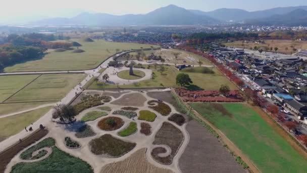 Cheomseongdae est le plus ancien observatoire astronomique existant en Asie / Cheomseongdae est le plus ancien observatoire astronomique existant en Asie. Gyeongju a été la capitale du royaume de Silla pendant mille ans. Gyeongju, Corée du Sud, Asie quand Nov-06 