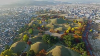 Daereungwon olan büyük antik mezarlar of Kings / Daereungwon Kings büyük antik mezarlar. Gyeongju bin yıl boyunca Silla Britanya'nın başkentiydi. Gyeongju, Güney Kore, Asya zaman Kasım-06-2017