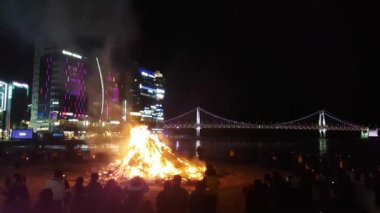 Gwangalli Beach, Busan, Güney Kore, Asya büyük dolunay evinde