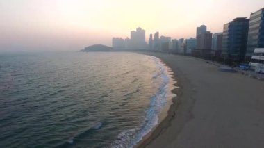 Haeundae Beach, Busan, Güney Kore, Asya'nın ilkbahar / Haeundae Beach, Busan, Güney Kore, Asya mar-12-2018 zaman erken Bahar