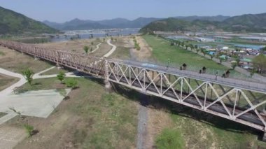 Nakdong nehir Samrangjin ve Gimhae, Güney Kore, Asya arasında çeşitli köprülerde / Gimhae, Güney Kore, Asya zaman Nisan-19-2018 arasındaki Samrangjin Nakdong Nehri üzerinde çeşitli köprüler