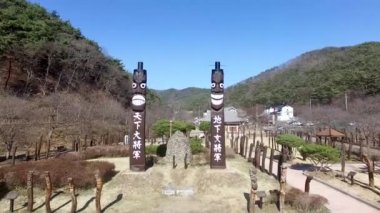 Chilgapsan Jangseung Parkı, Cheongyang, Chungnam, Güney Kore, Asya.