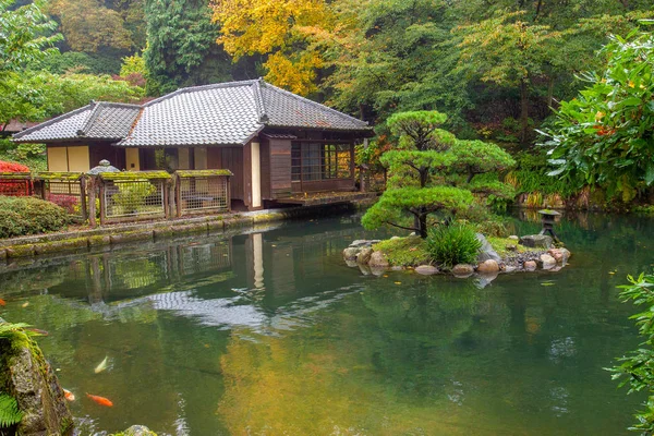 Traumhafter Herbst im Japanischen Garten in kaiserslautern. — Stockfoto