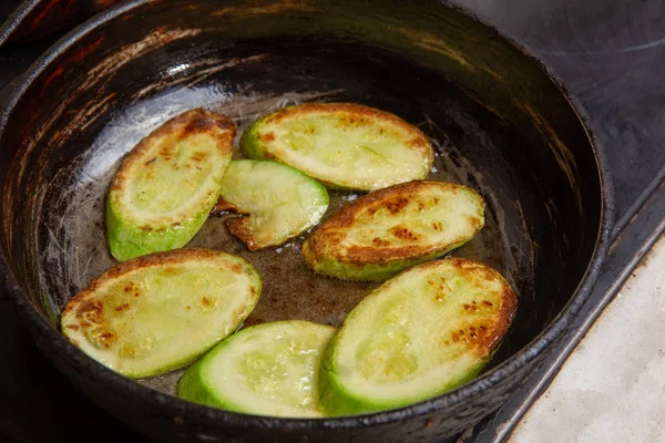 Calabacín Frito Cacerola Cocción Comida Saludable Snack Vegetariano — Foto de Stock