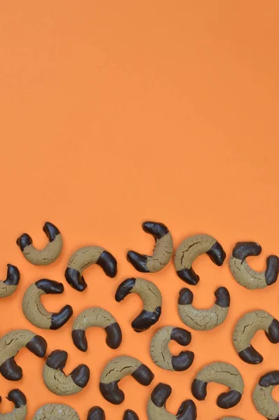 Borde Fuera Casa Hecho Turrón Crescents Galletas Con Chocolate Los — Foto de Stock