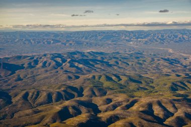 Yinelenebilir yumuşak dağ zirveleri uçak hava görünümünden desen