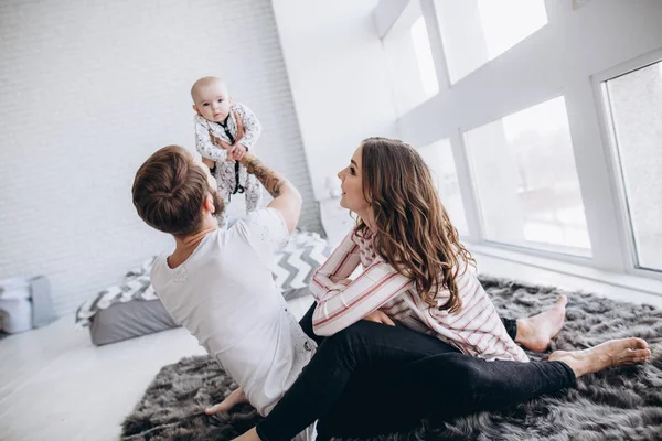 Mom Dad Spend Time Together Cute Little Daughter Sitting Rug — Stock Photo, Image