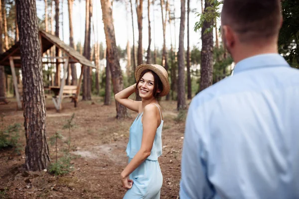 Coppia amore felice felicità sposi uomo donna rapporto familiare — Foto Stock