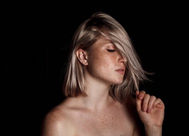 sinematik karanlık Studio kız portresi