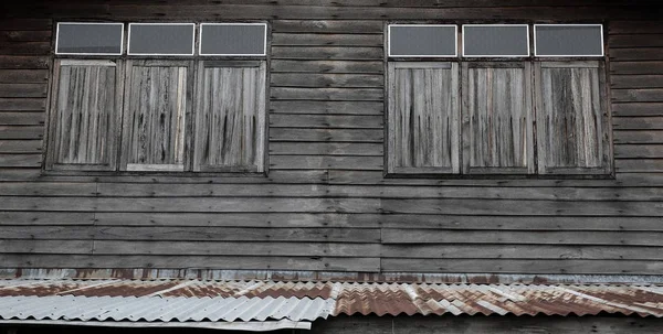 Muur en deur hout huis, oud huis muur. Raalte-Thailand. — Stockfoto
