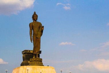 Buddhamonthon kuzeydoğu Buda heykeli., Khonkaen Tayland.