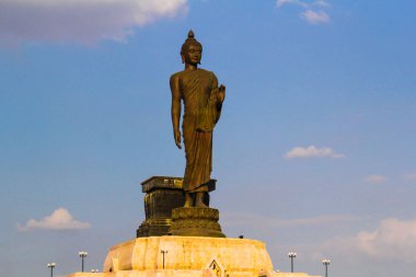 Buddhamonthon kuzeydoğu Buda heykeli., Khonkaen Tayland.