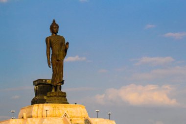 Buddhamonthon kuzeydoğu Buda heykeli., Khonkaen Tayland.