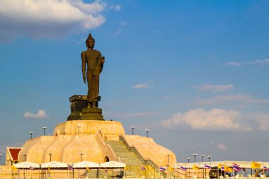 Buddhamonthon kuzeydoğu Buda heykeli., Khonkaen Tayland.