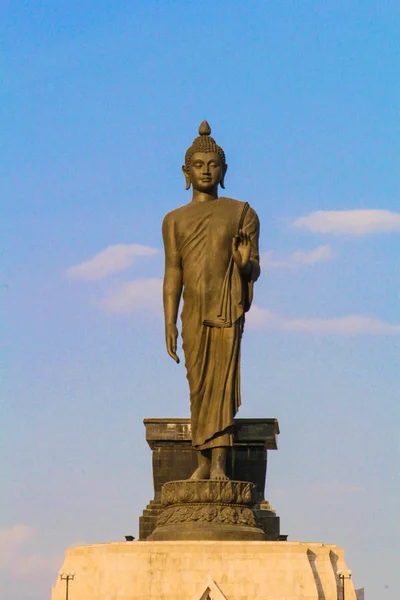 Estátua de Buda em Buddhamonthon Nordeste., Khonkaen Tailândia . — Fotografia de Stock