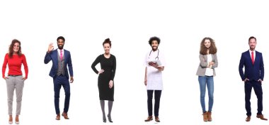 Beyaz arka plan önünde farklı kişilik grup